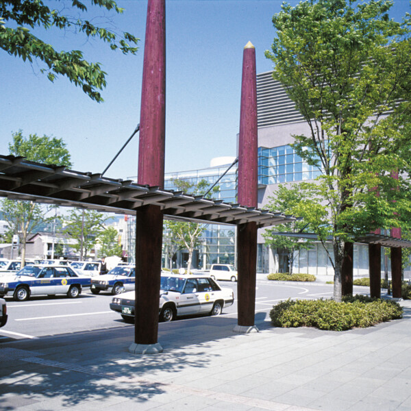 てんじんぐち駅前広場